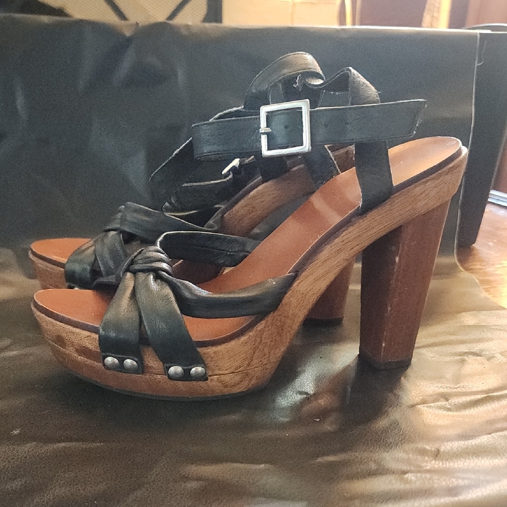 Aldo Vintage Wood Sole Women's Black Leather Platform Sandals
